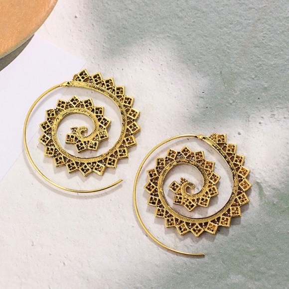 Jewelry - Fashion Boho Chic Gold Earrings